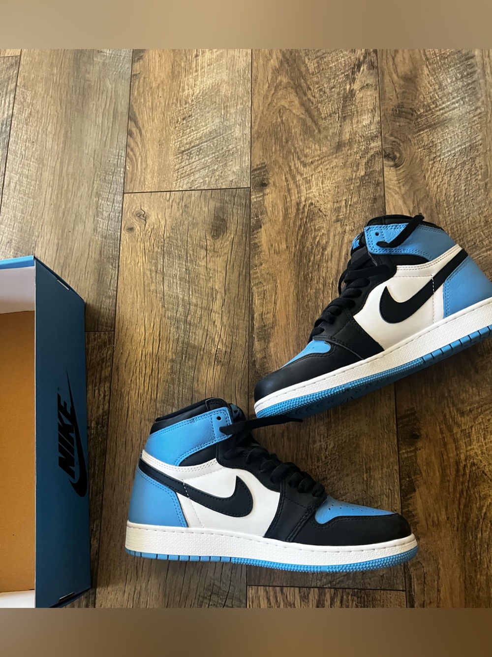 Air Jorden high OG 1 size 6.5 y/ 8 w new with box - Picture 8 of 15